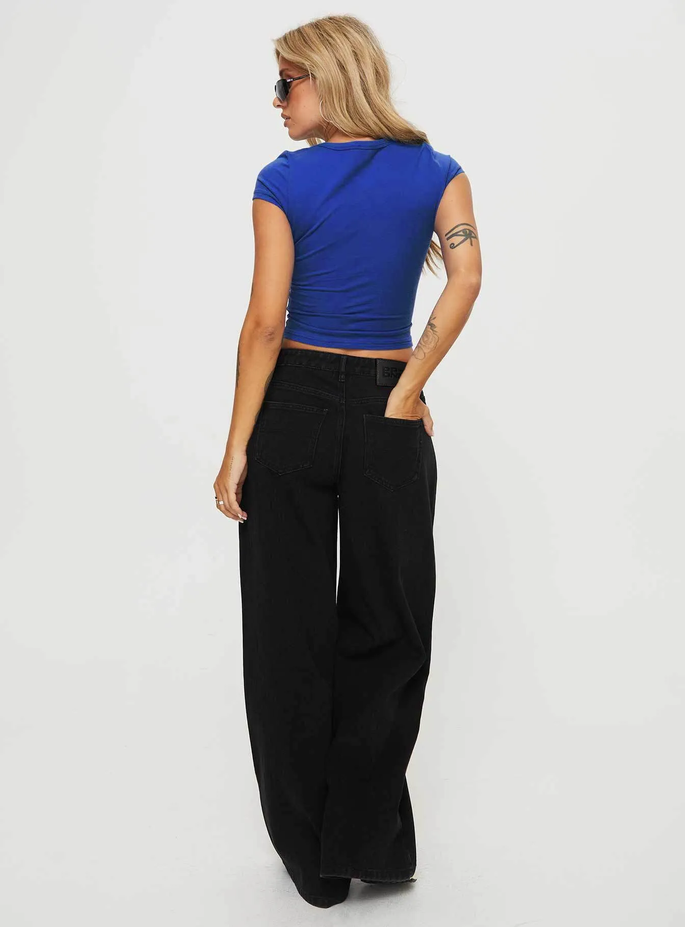 Naylor Mid Rise Wide Leg Jeans Washed Black Denim Essential Look