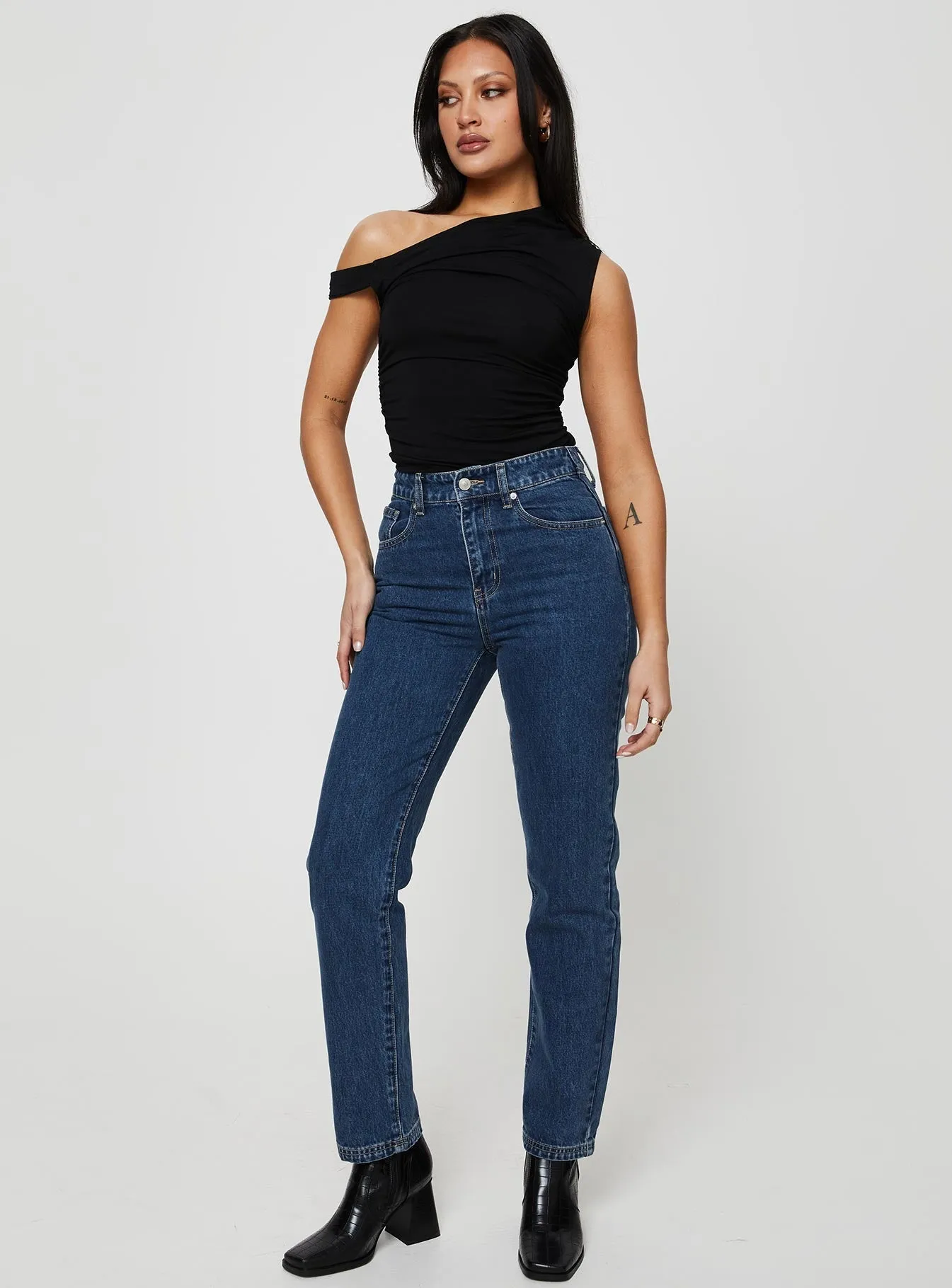 City Walk Casual Friday Gyoke Jeans Dark Wash Denim