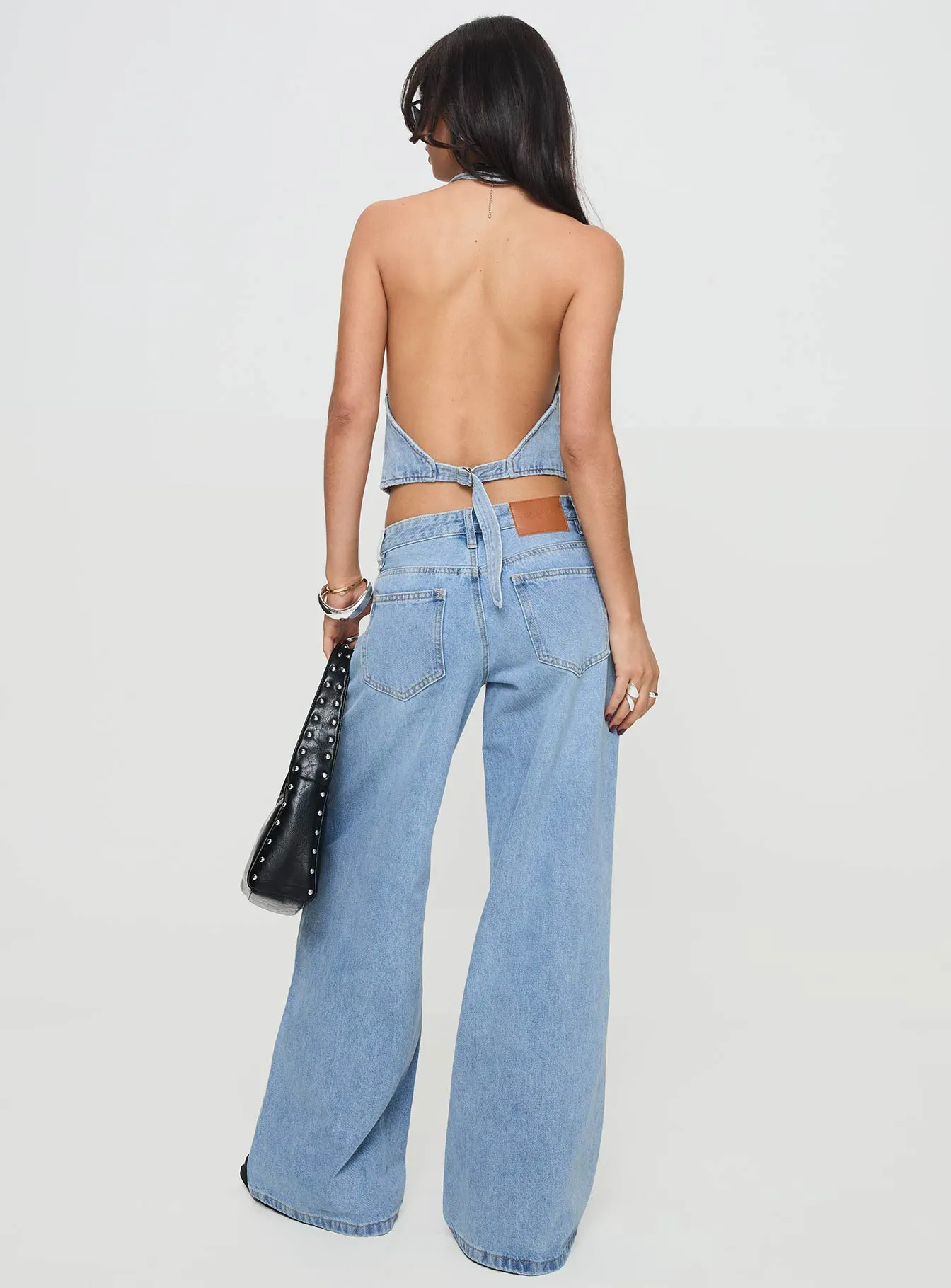 Smooth Shape Pearlisle Low Rise Baggy Jeans Light Wash