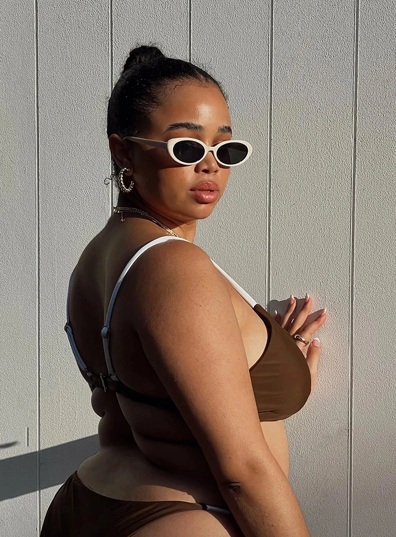 Seamless construction Janey Bikini Top Brown Curve