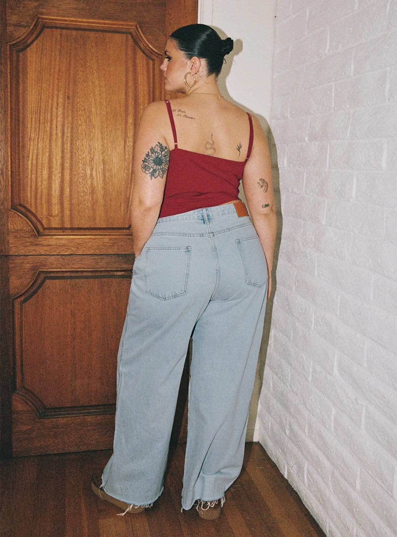 High Rise Arlington Straight Leg Denim Jeans Light Wash Curve