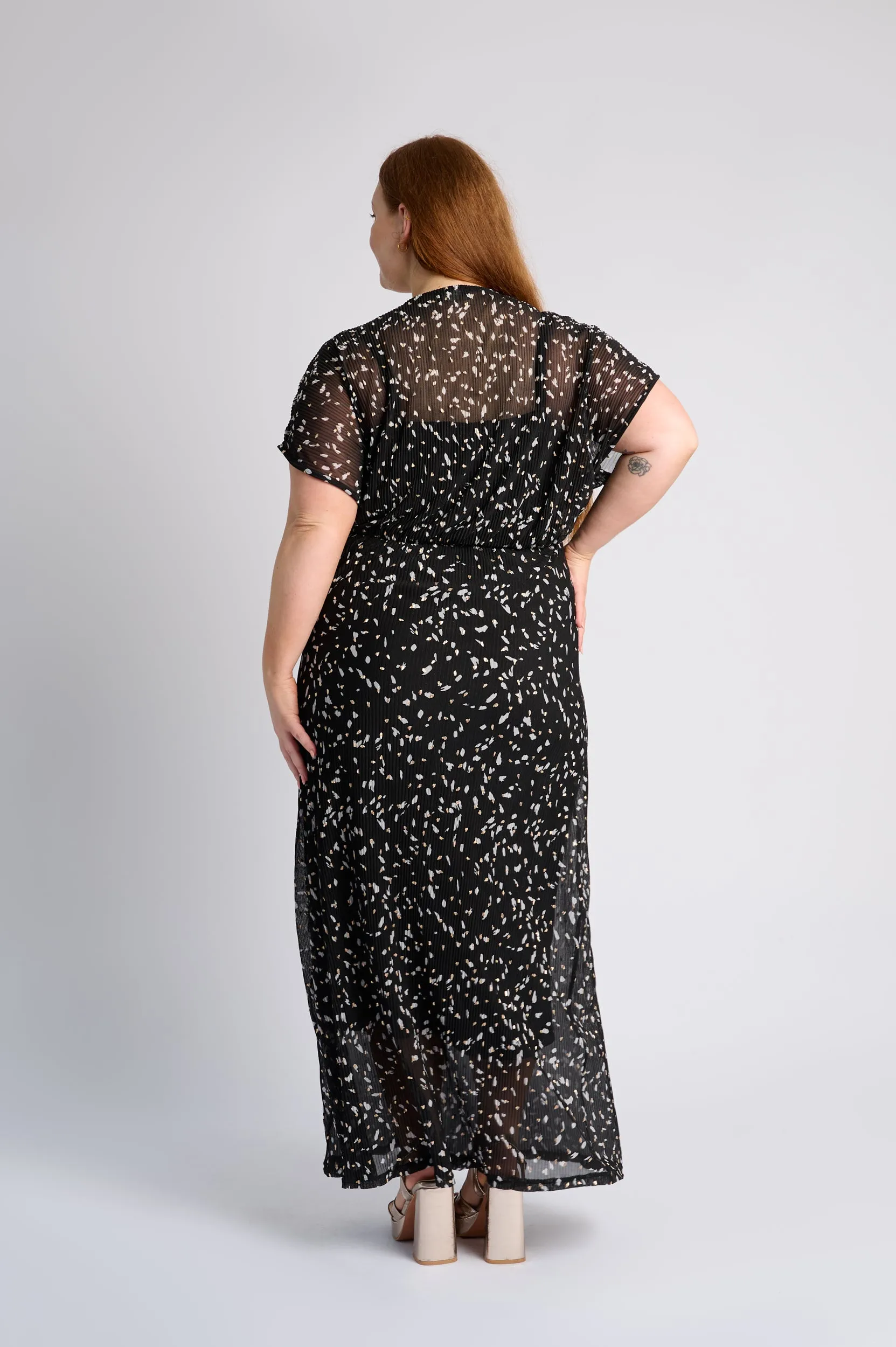 Kimono Sleeve Maxi dress in Foil Black WrinkleResistant Fairy Core