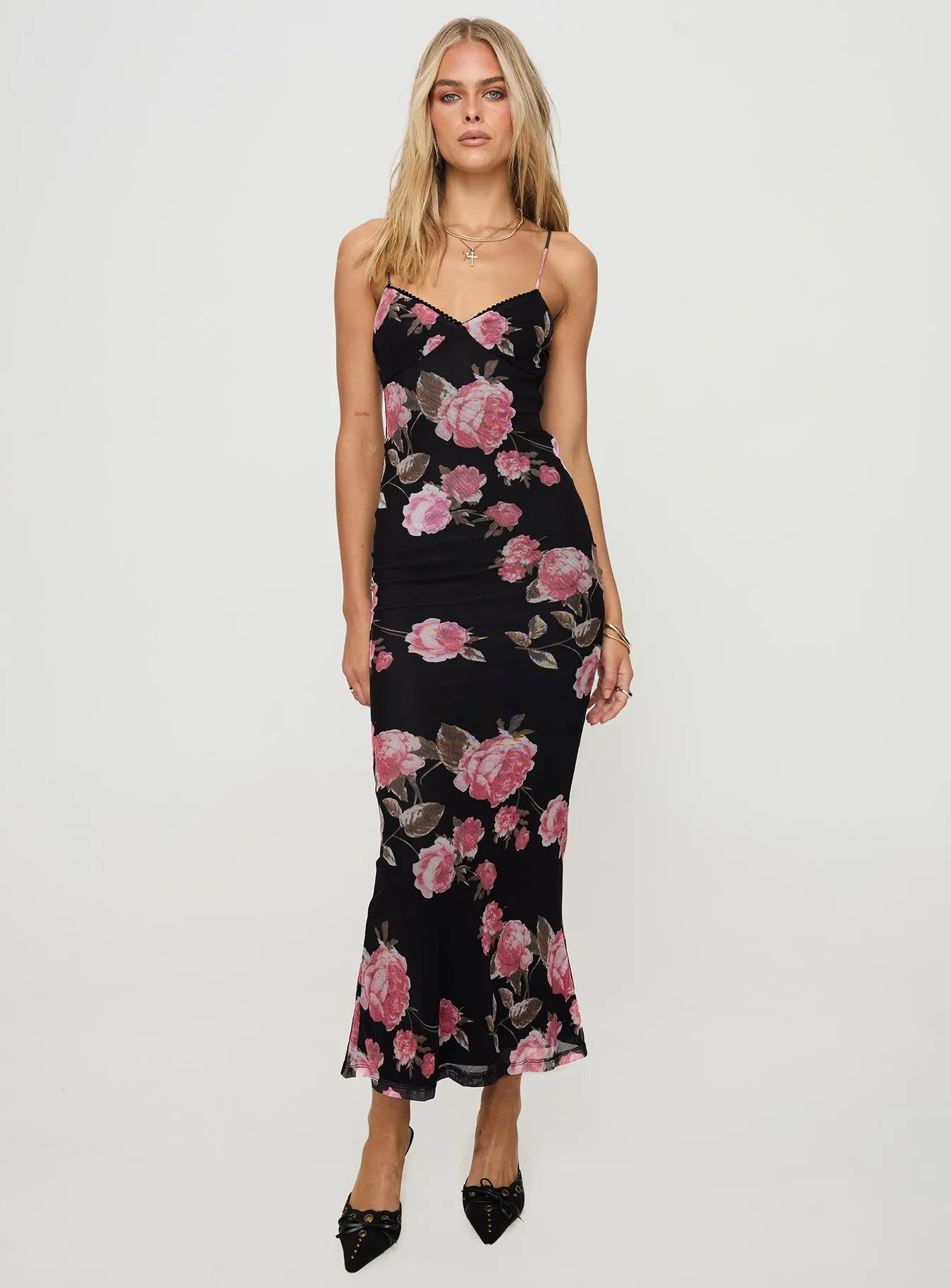 Stunning full-length outfit Manolis Maxi Dress Black / Floral