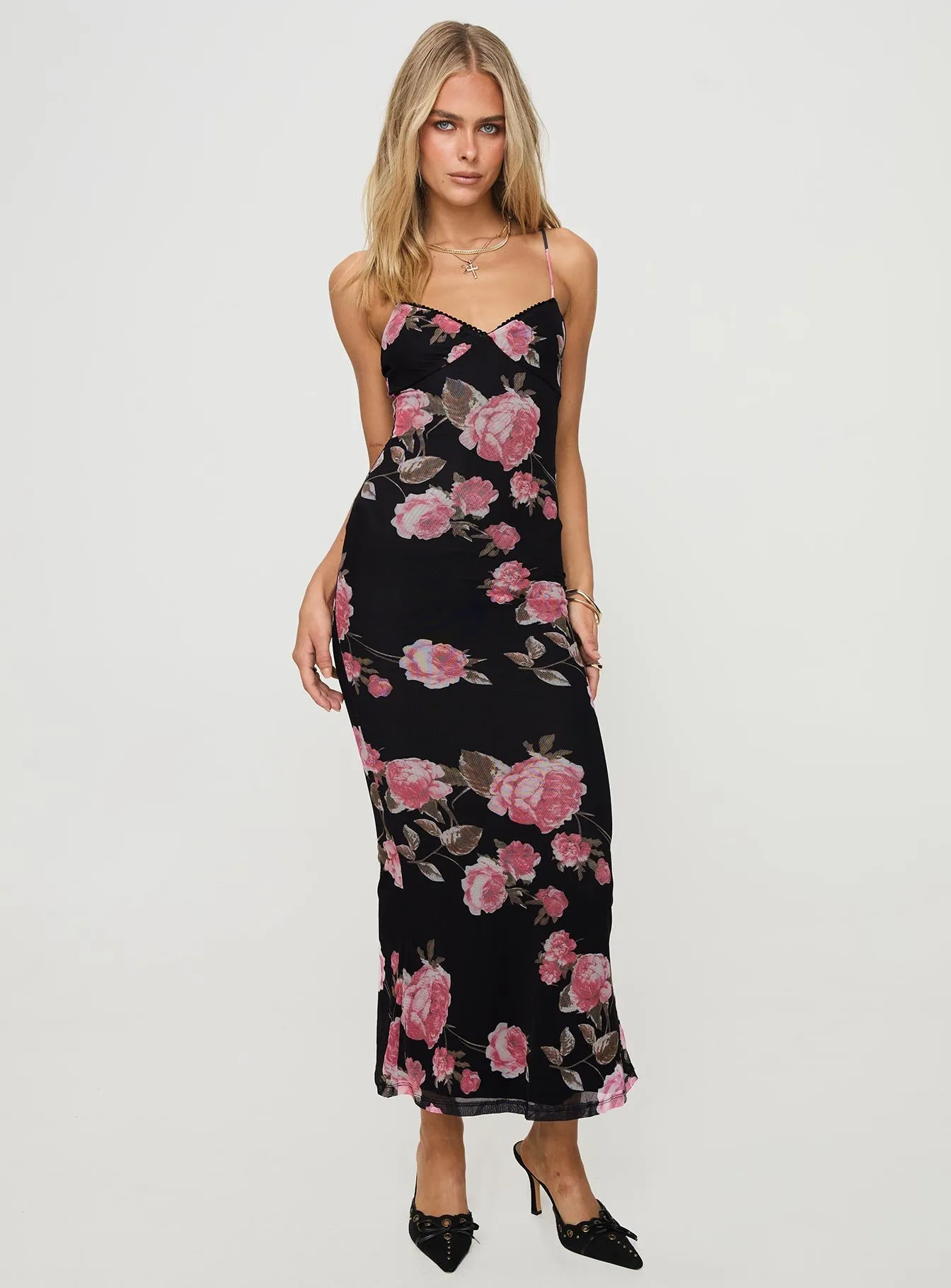 Manolis Maxi Dress Black / Floral Pool side This maxi dress combines classic style with modern comfort for a timeless look