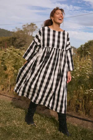 Coco Billow Dress in Gingham Candle Glow All Day Comfort