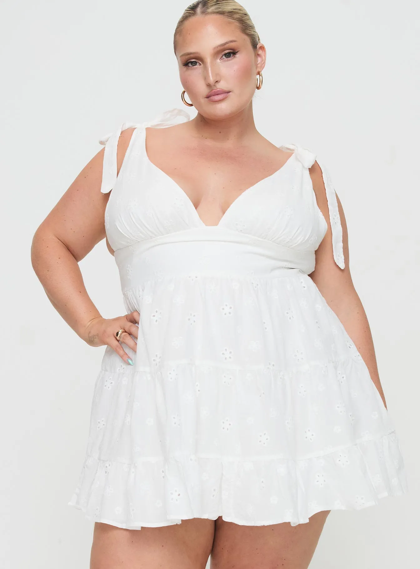 Galvis Mini Dress White Curve Close Wrap Floral Design Wear