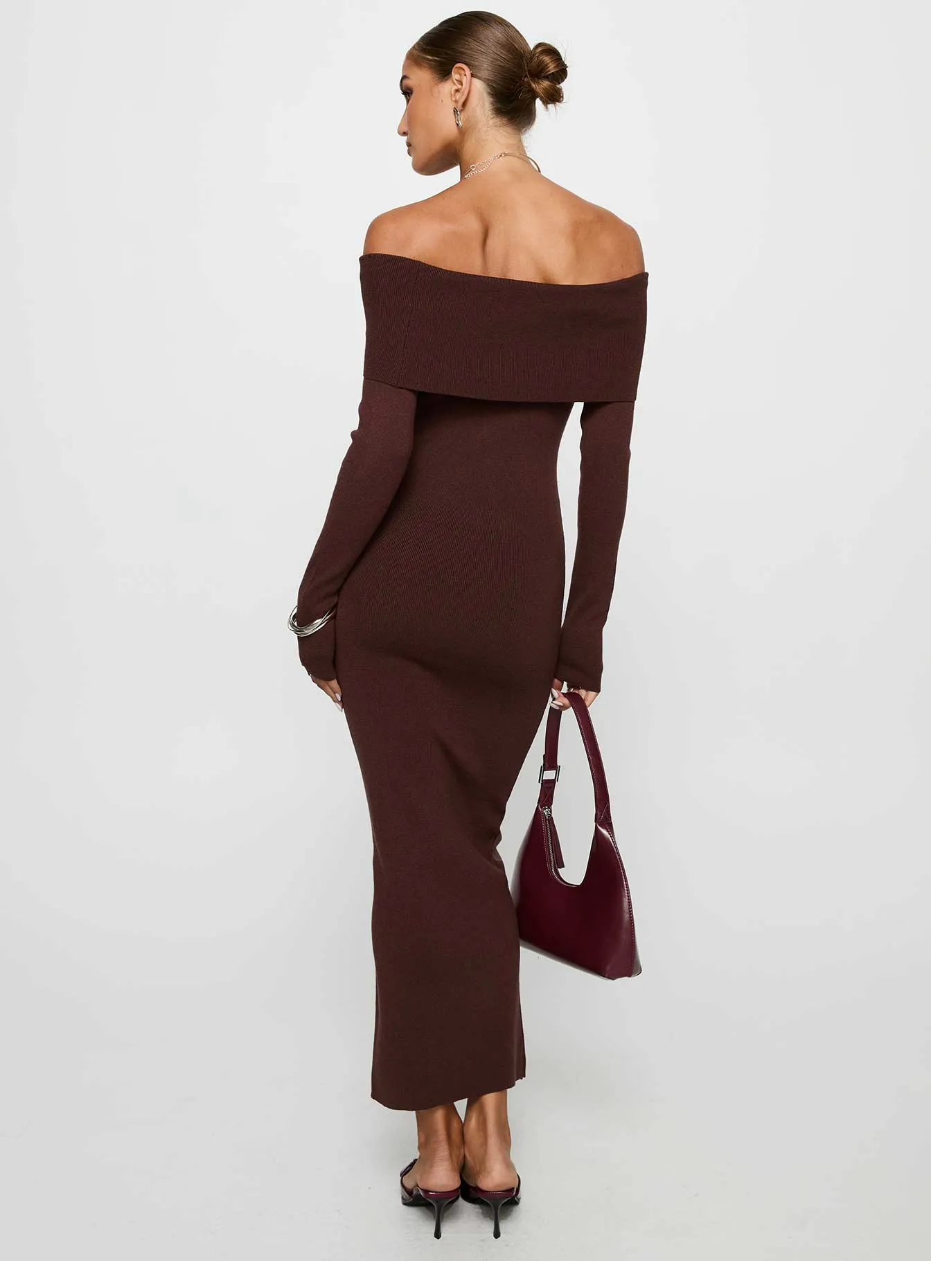The lightweight fabric of this dress ensures comfort throughout the day without compromising style Earth Brown Celestara Off The Shoulder Maxi Dress Chocolate