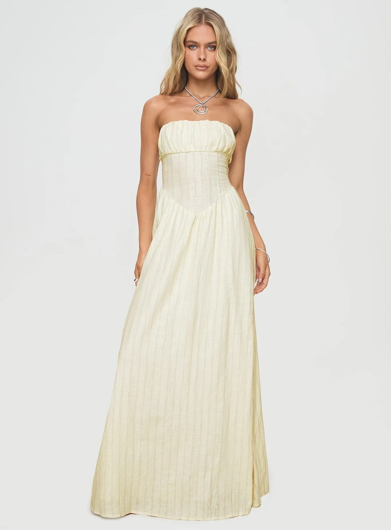 Evening Chic Slow Dance Linen Blend Maxi Dress Cream / Blue
