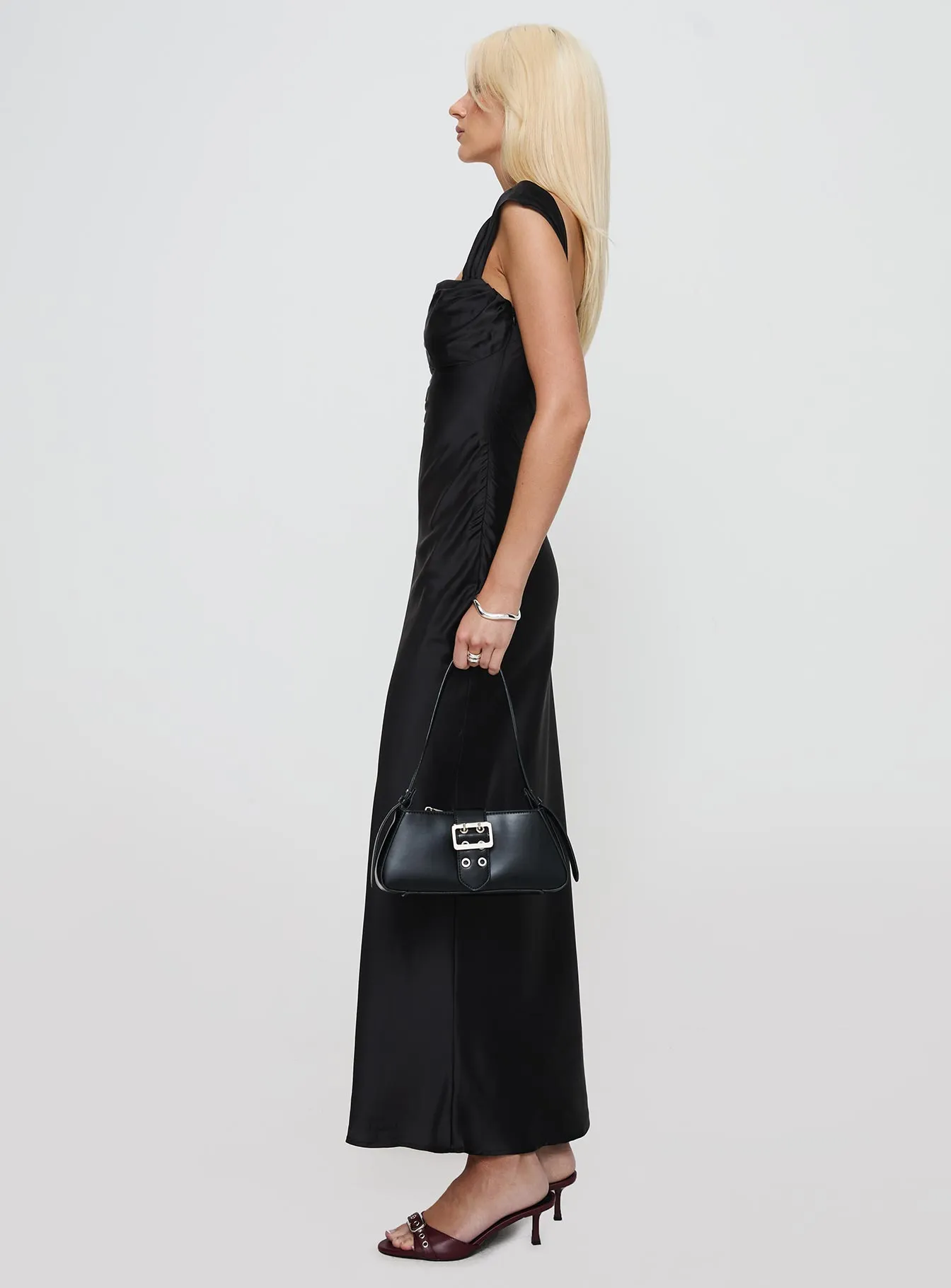 Azura Off The Shoulder Maxi Dress Black Comfortable casual maxi Travel Easy