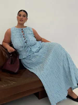Mist Path This maxi dress is designed to be worn season after season due to its timeless appeal Songbird Shirred Maxi Dress Blue Curve