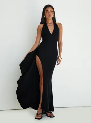 Guisefene Halter Maxi Dress Black The simple yet stylish design of this maxi dress makes it an ideal choice for any occasion City Air