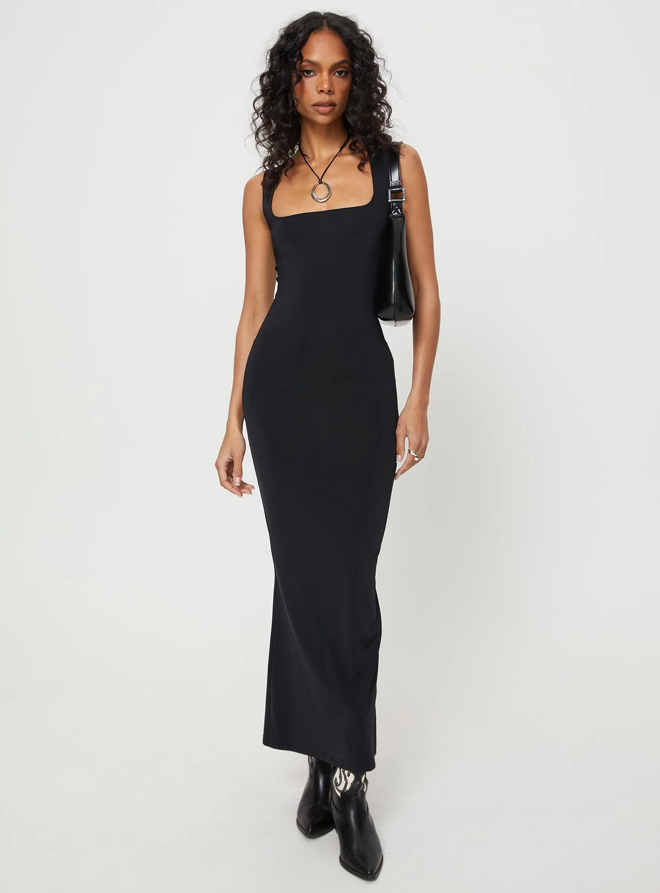Minimal Line Emili Maxi Dress Black