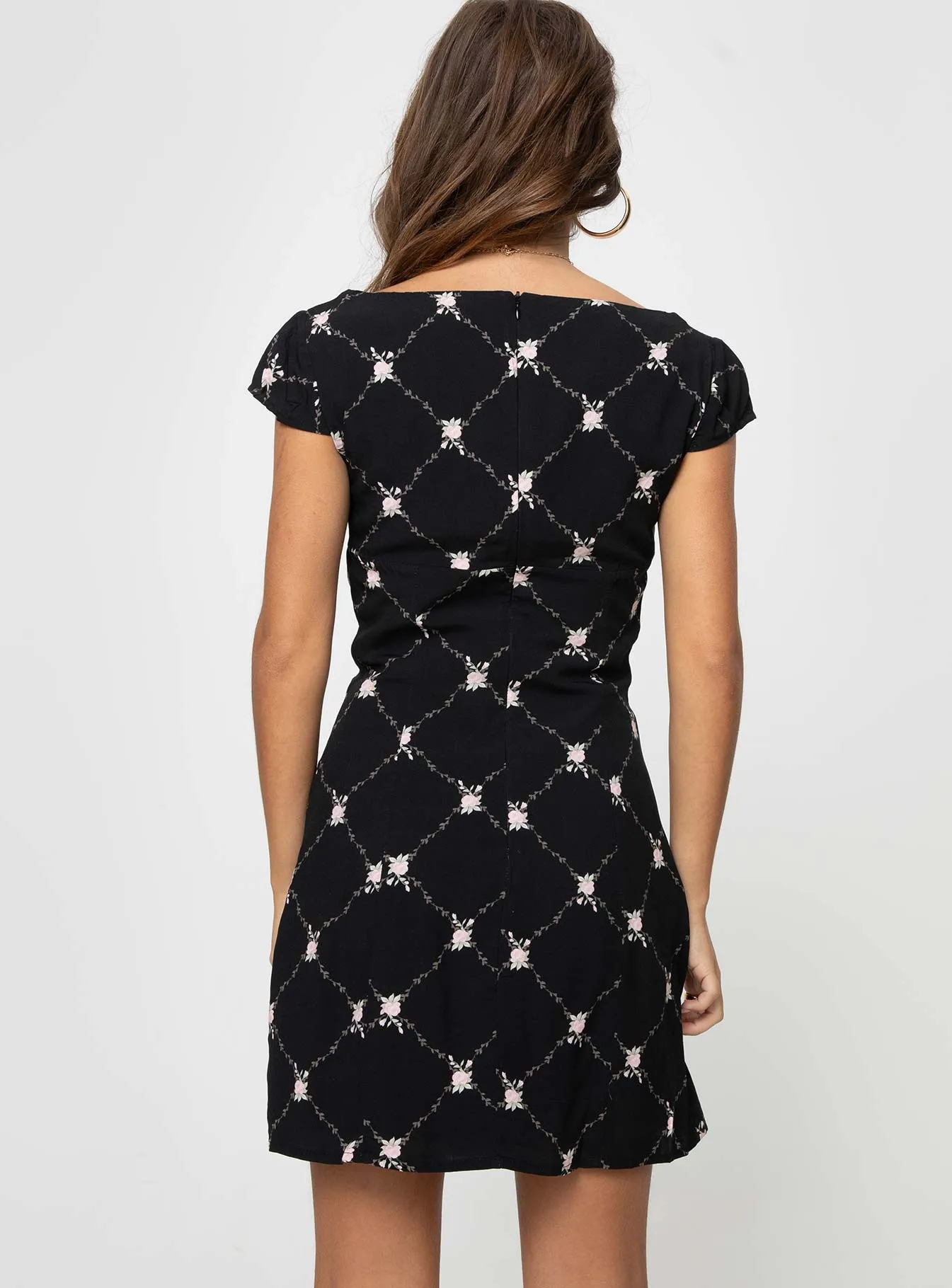 Easy Care Non Irritating Tags Danbury Ribbon Mini Dress Black