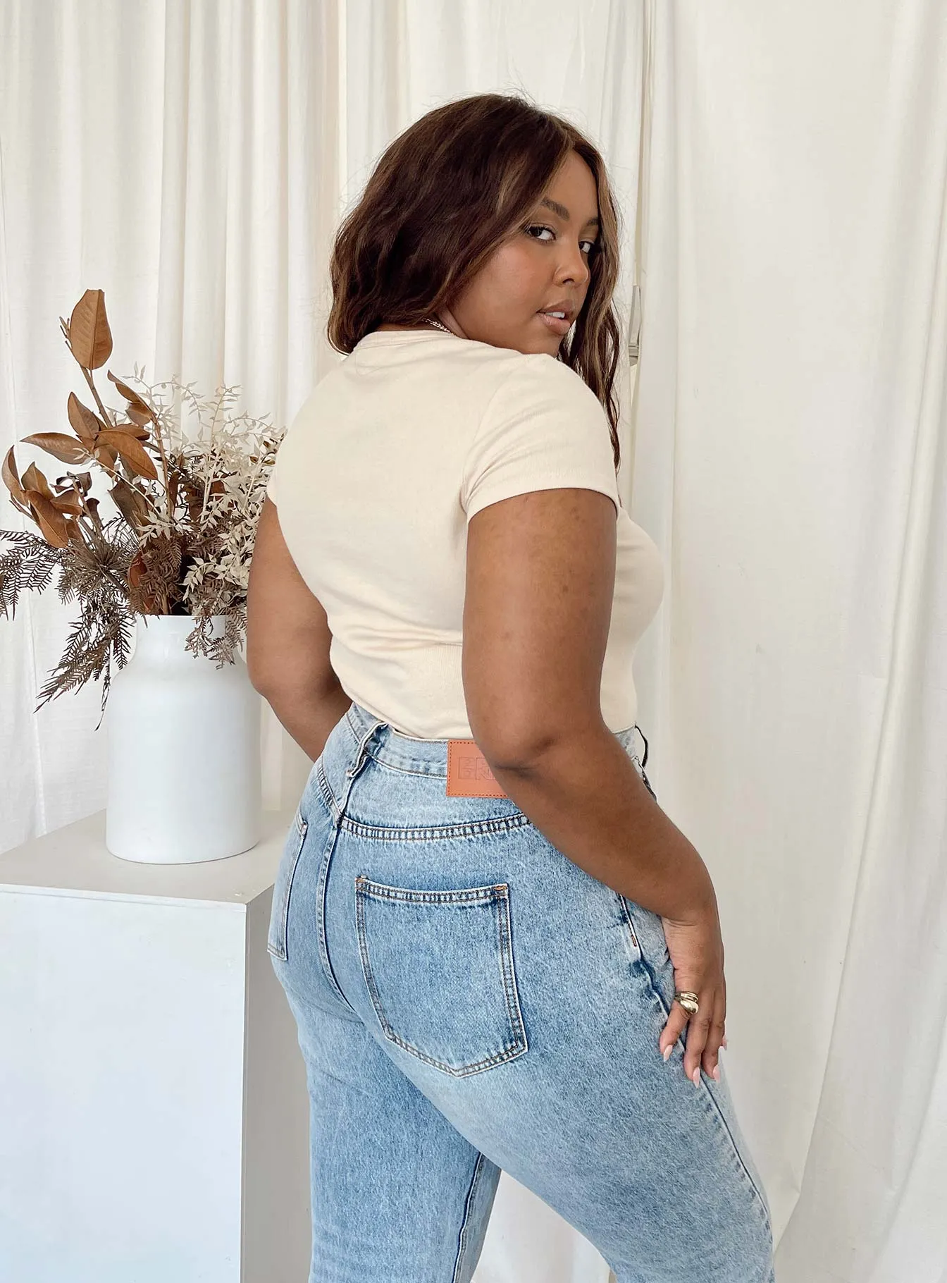 Harlea Bodysuit Beige Curve Night Worker
