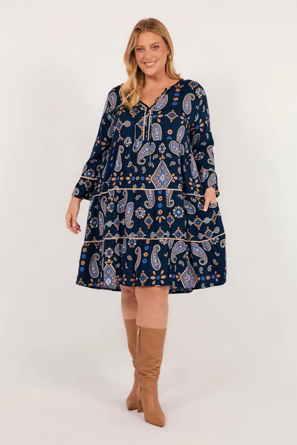 TemperatureRegulating Scout Tiered Dress in Navy Filigree