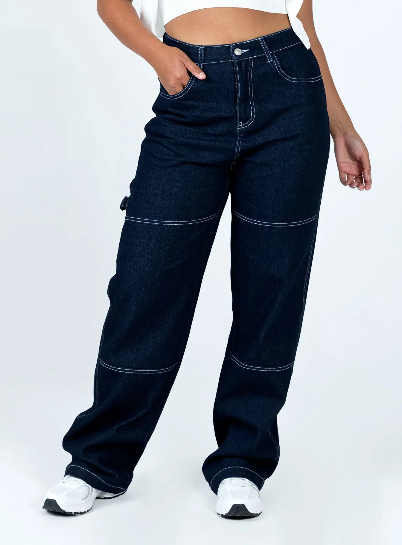 Copeland Jeans Dark Wash Denim Zip Fly Closure