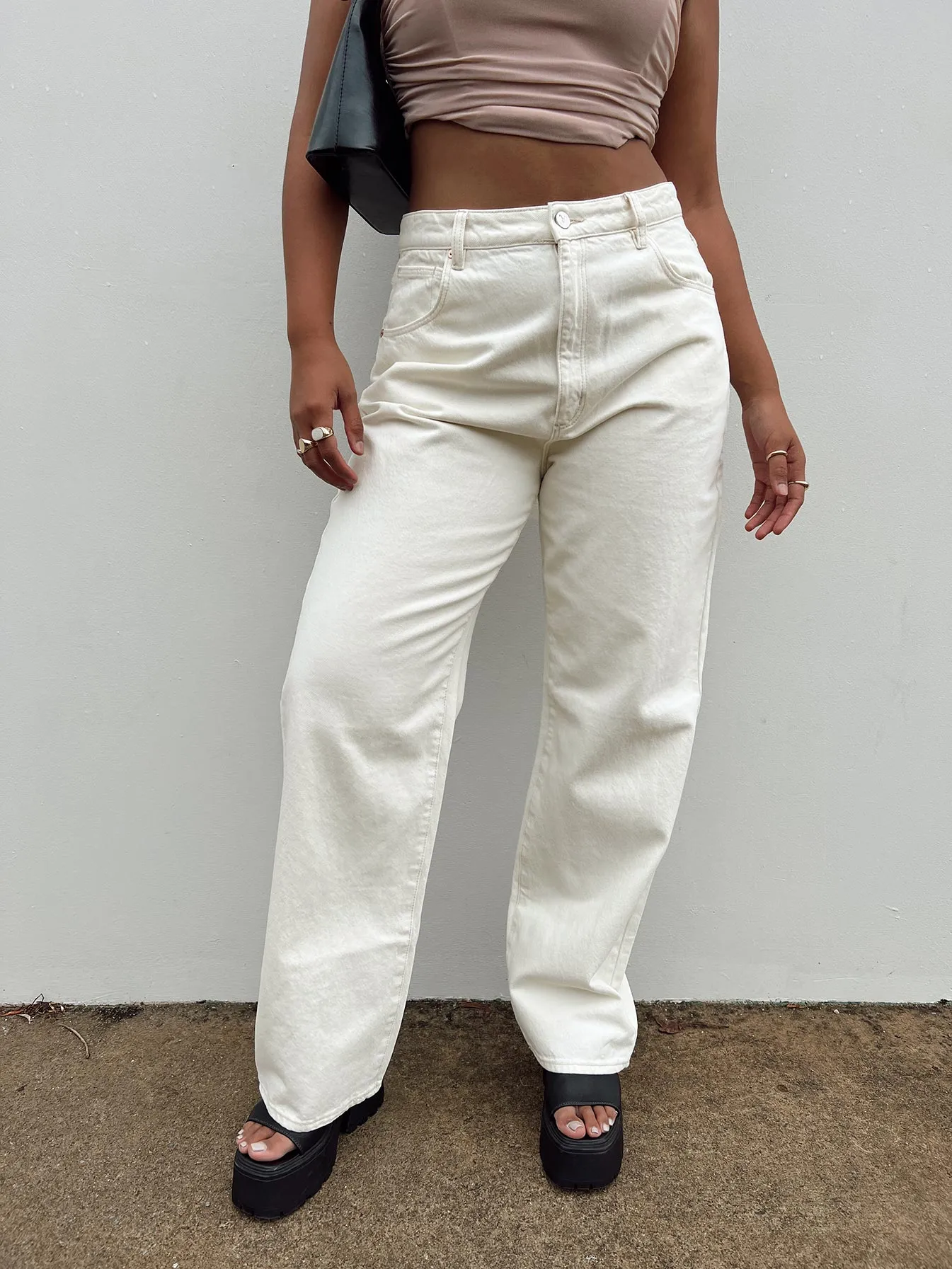 Abrand Carrie Jean Stone White Quick Match Smooth zipper closure