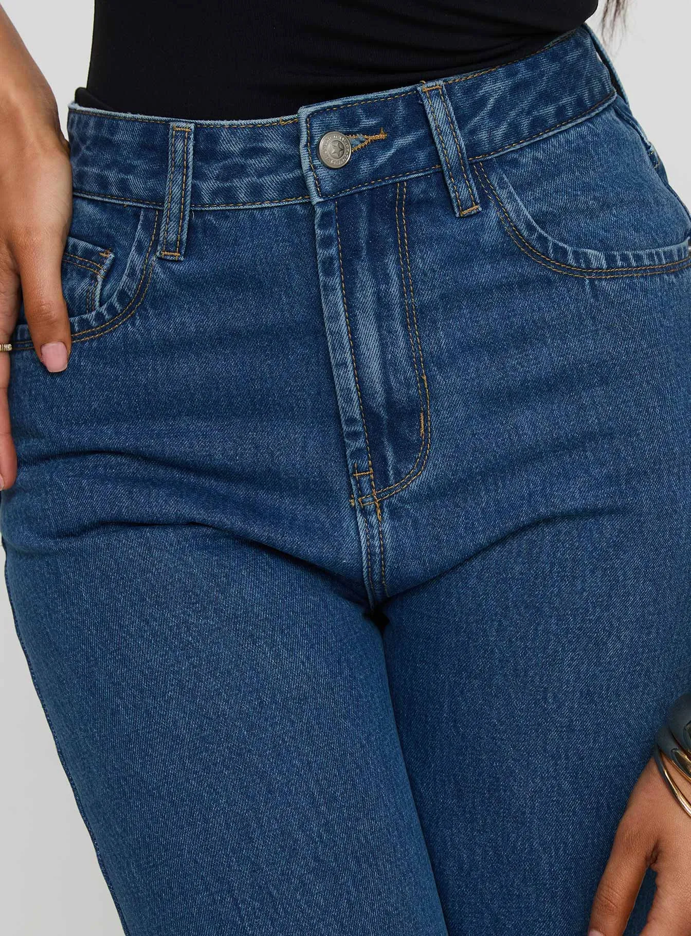 Luxury Student Outfit Classic Office Wear Kalinda High Rise Straight Leg Jeans Mid Blue