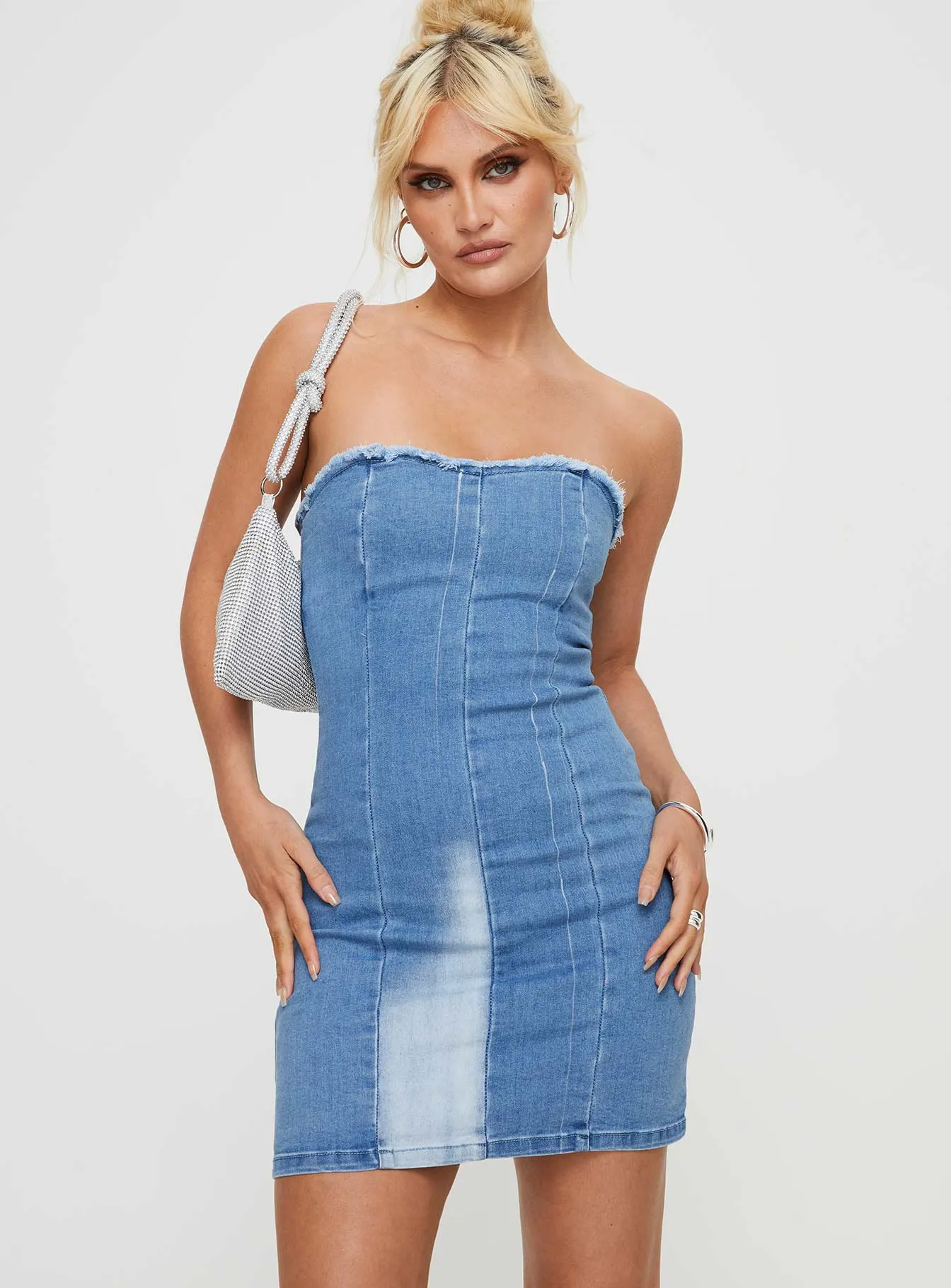 Daring Mode Relaxed Fashion Battick Denim Strapless Mini Dress Blue