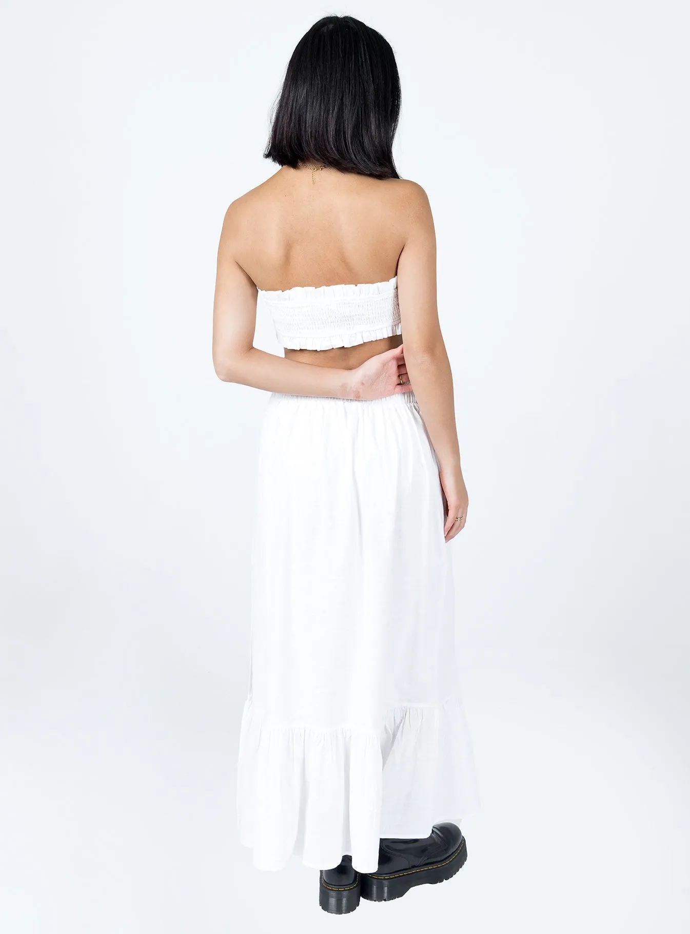 Oliver Maxi Set White Adjustable Fit System Anti Fade Technology