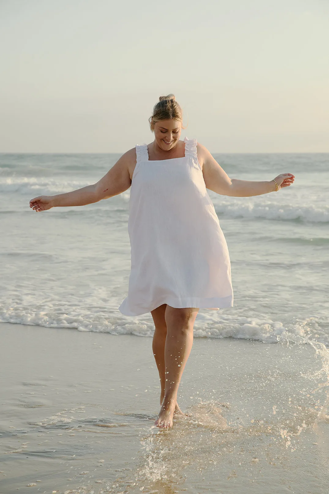 Claire Short Linen Dress in White Style Mood SnagProofMaterial