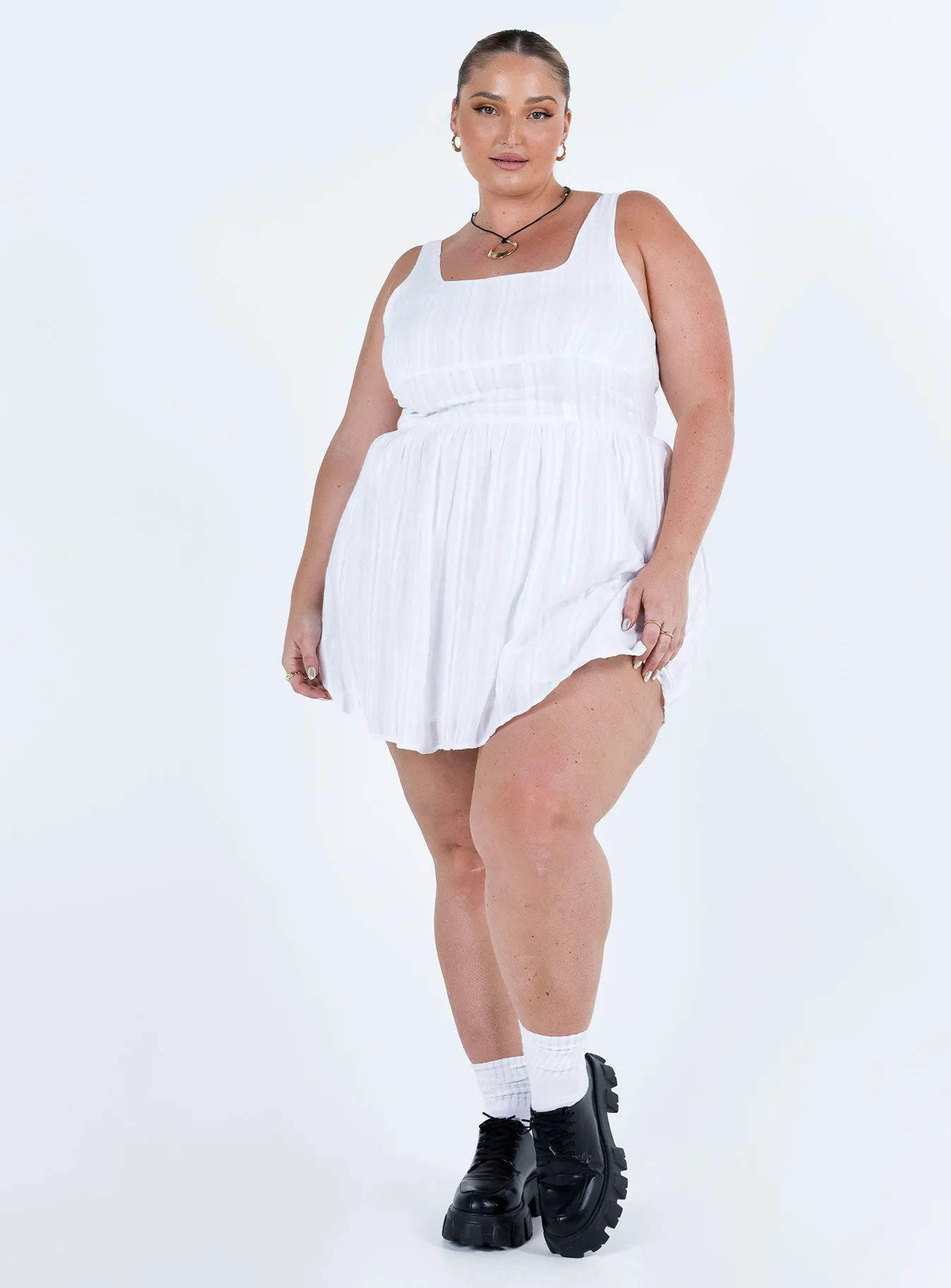 Beat Edge Lorinda Mini Dress White Curve